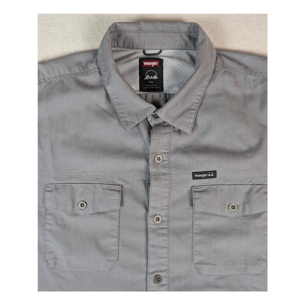 Wrangler Men's Outdoor Short Sleeve Gray Camp Shirt Size 2XL Fishing Button Up